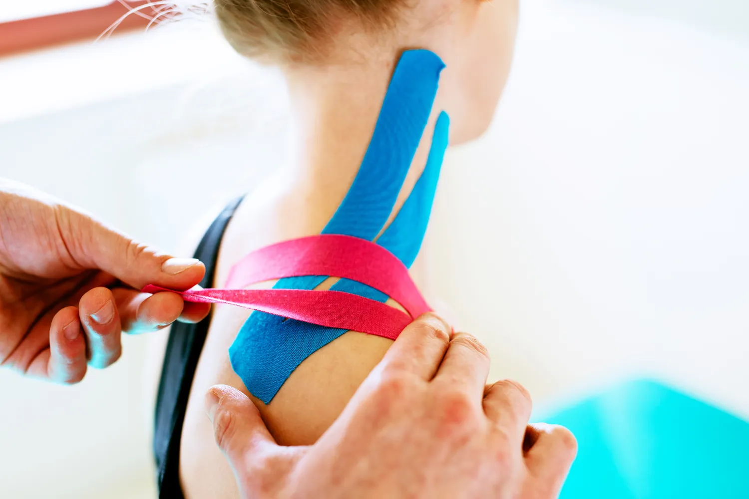 Czym jest rehabilitacja, jakie są jej rodzaje i jak wyglądają przykładowe zabiegi?