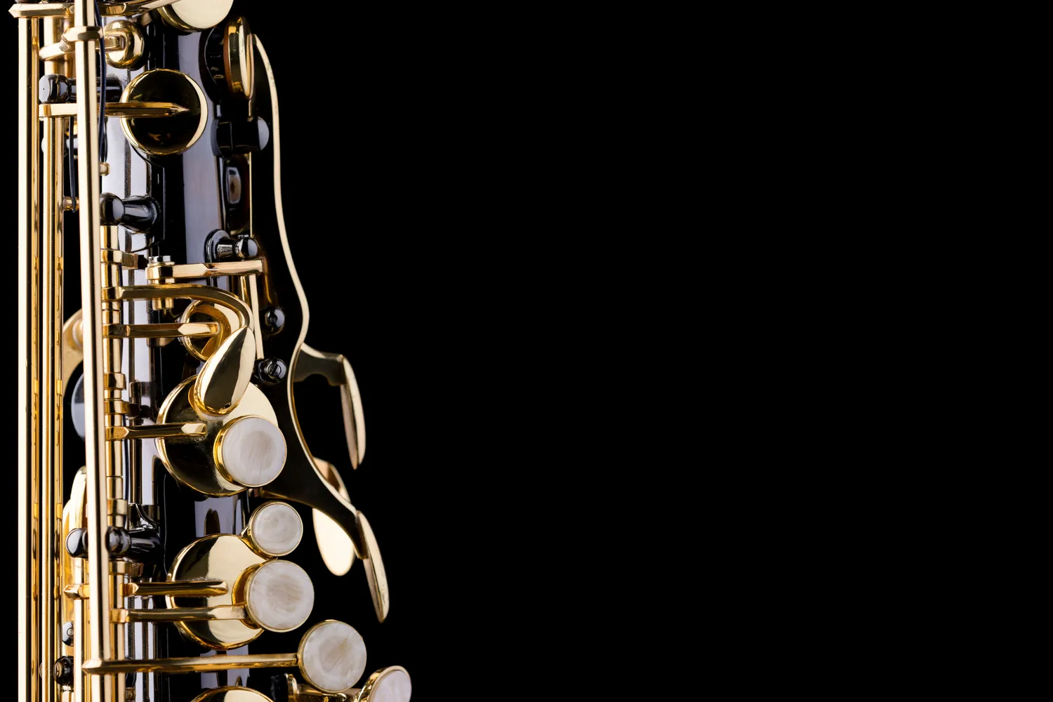 Jak wyciszyć saksofon?