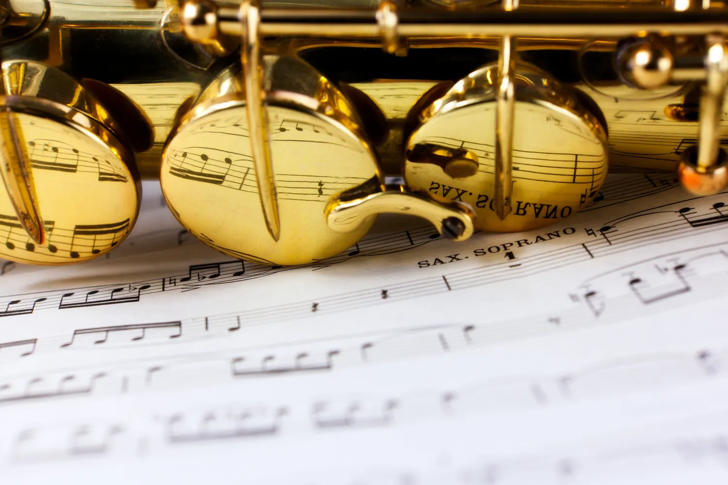 Saksofon jaki to rodzaj instrumentu?